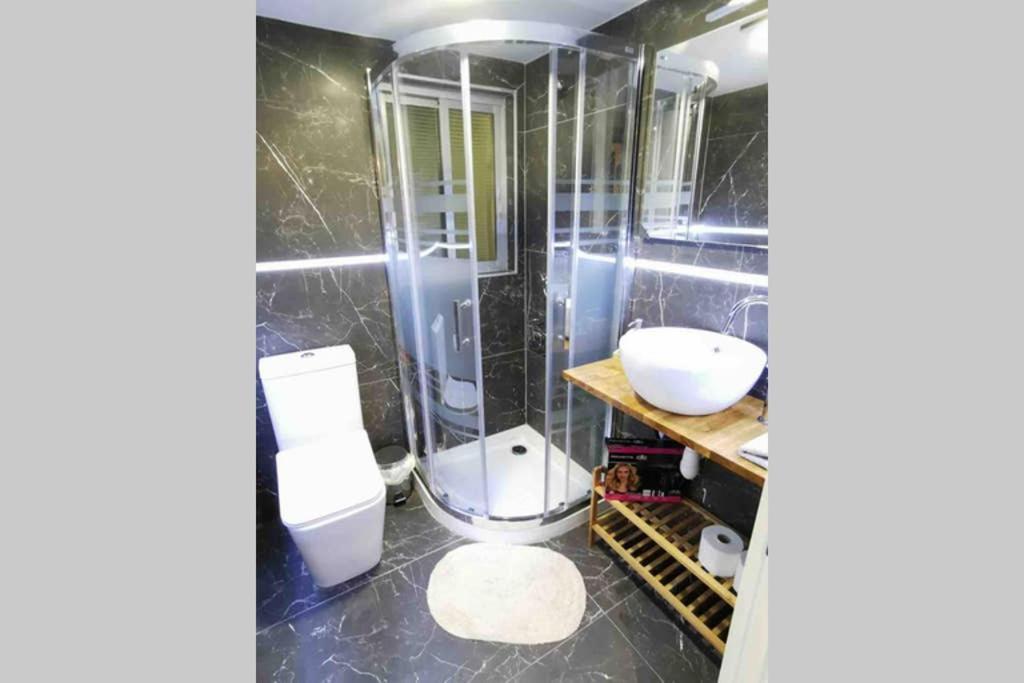 Acogedor Apartamento En El Centro De Santander Apartment Ngoại thất bức ảnh